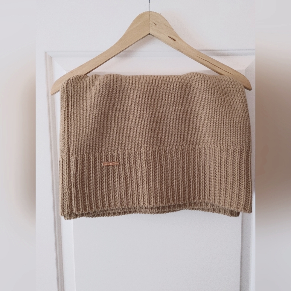 🩷Michael Kors Oversized Wool Blend Chunky Knit Tan Wrap Scarf